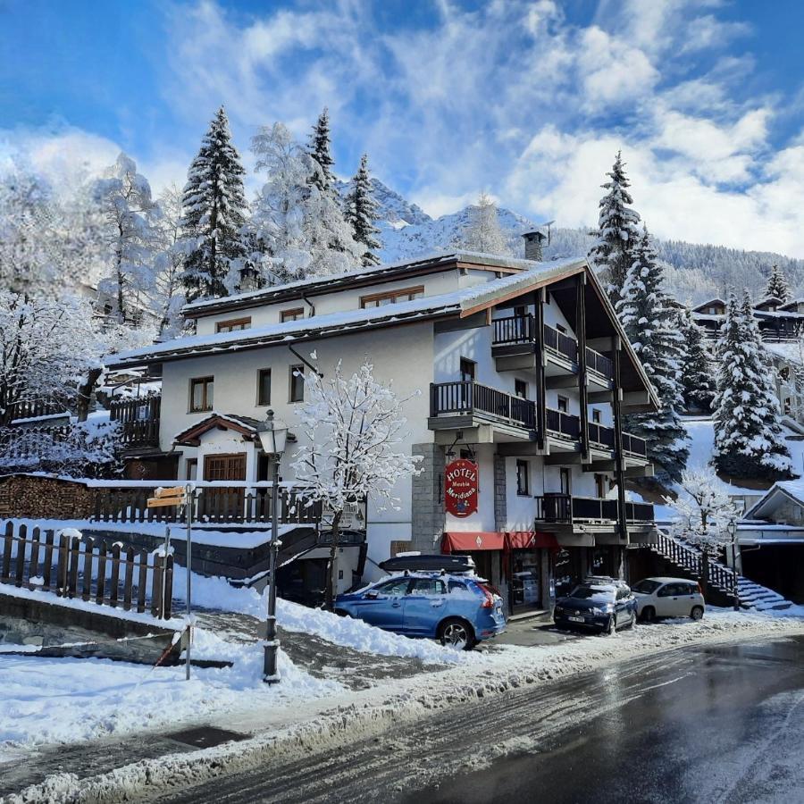 Hotel Meuble Meridiana Valtournenche Ngoại thất bức ảnh