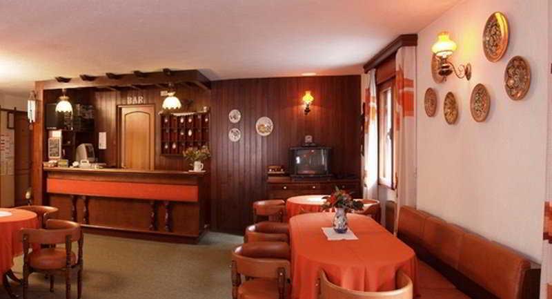 Hotel Meuble Meridiana Valtournenche Ngoại thất bức ảnh