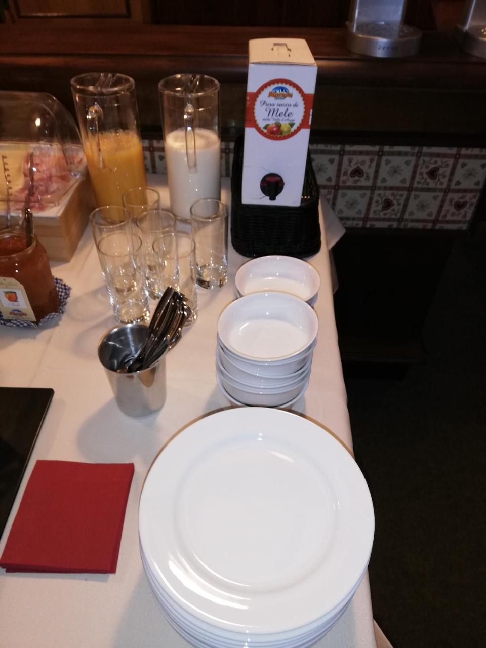 Hotel Meuble Meridiana Valtournenche Ngoại thất bức ảnh